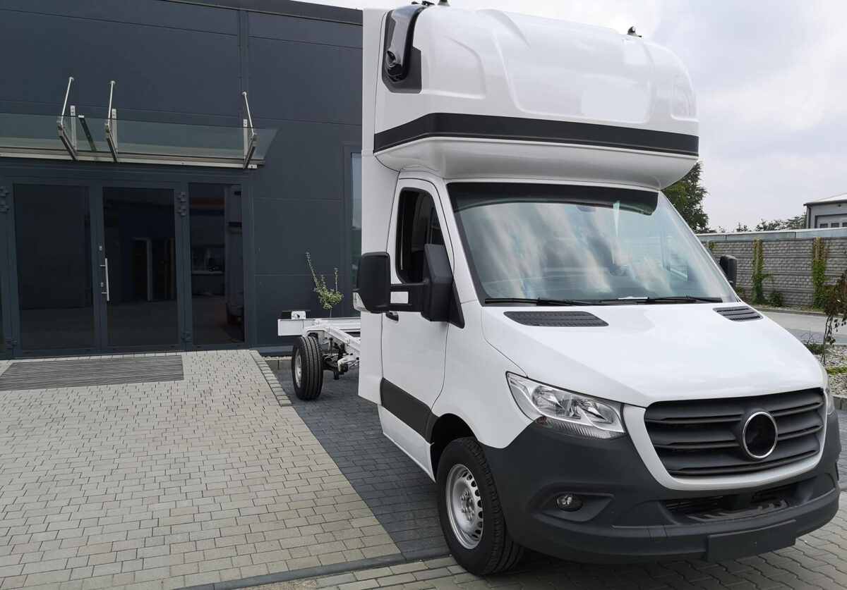 AERO-SPACE Seitenflügel für Mercedes Sprinter für abc aeroline