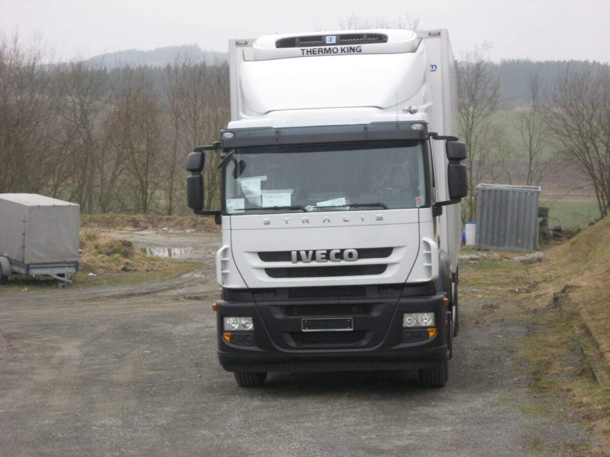 Iveco Stralis Fernfahrerhaus Active Time Aerodynamik scaled